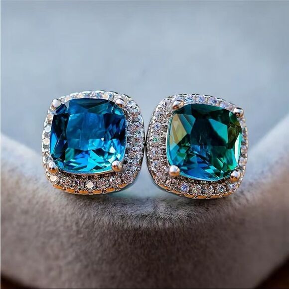 5 Piece Mystery Jewelry Box Or Not so Mystery I’ll Send your Likes! - Picture 9 of 15